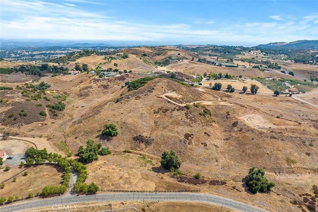 9.95 Acres of Land for Sale in Murrieta, California