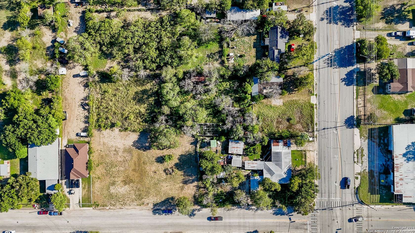 0.5 Acres of Commercial Land for Sale in San Antonio, Texas
