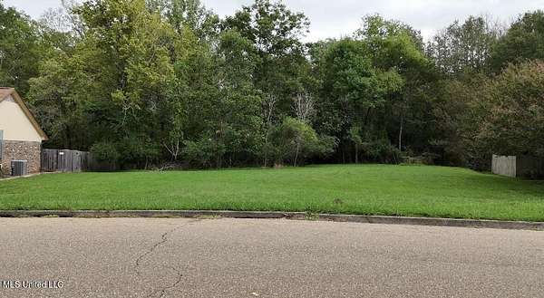 35 Acres of Recreational Land for Sale in Clinton, Mississippi