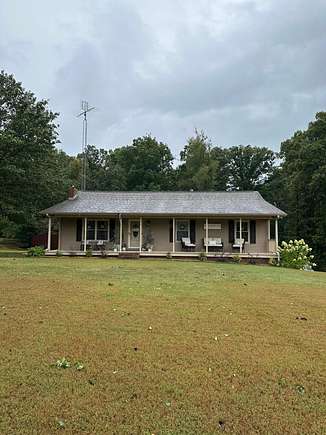 3.05 Acres of Residential Land with Home for Sale in Florence, Alabama