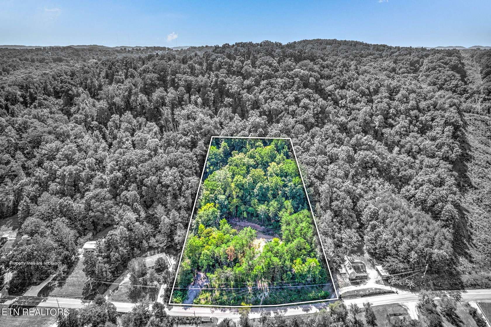 3 Acres of Residential Land for Sale in Powell, Tennessee