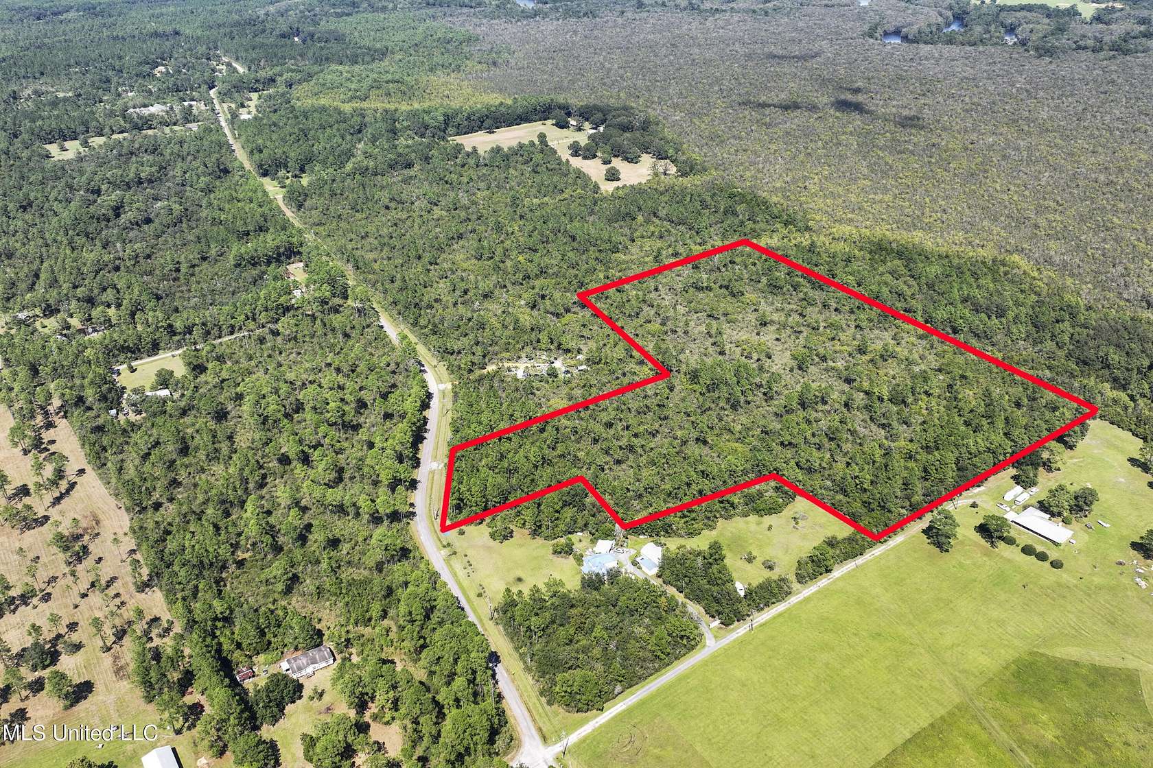 20 Acres of Recreational Land for Sale in Moss Point, Mississippi