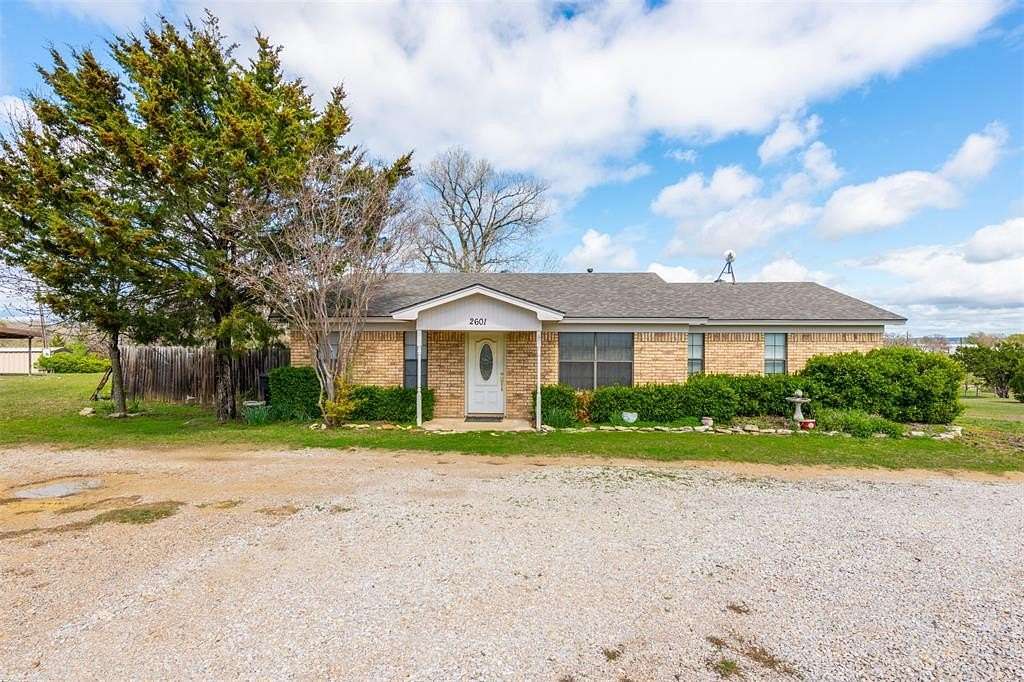 10 Acres of Residential Land with Home for Sale in Weatherford, Texas