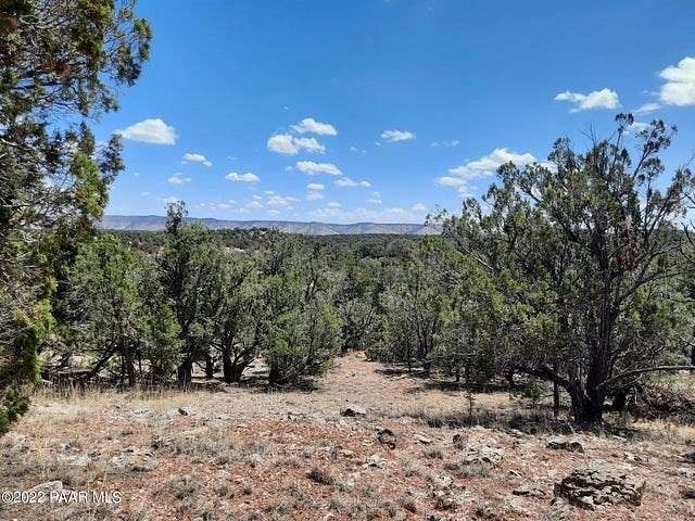 2.46 Acres of Land for Sale in Seligman, Arizona