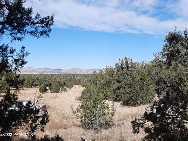 2.25 Acres of Land for Sale in Seligman, Arizona