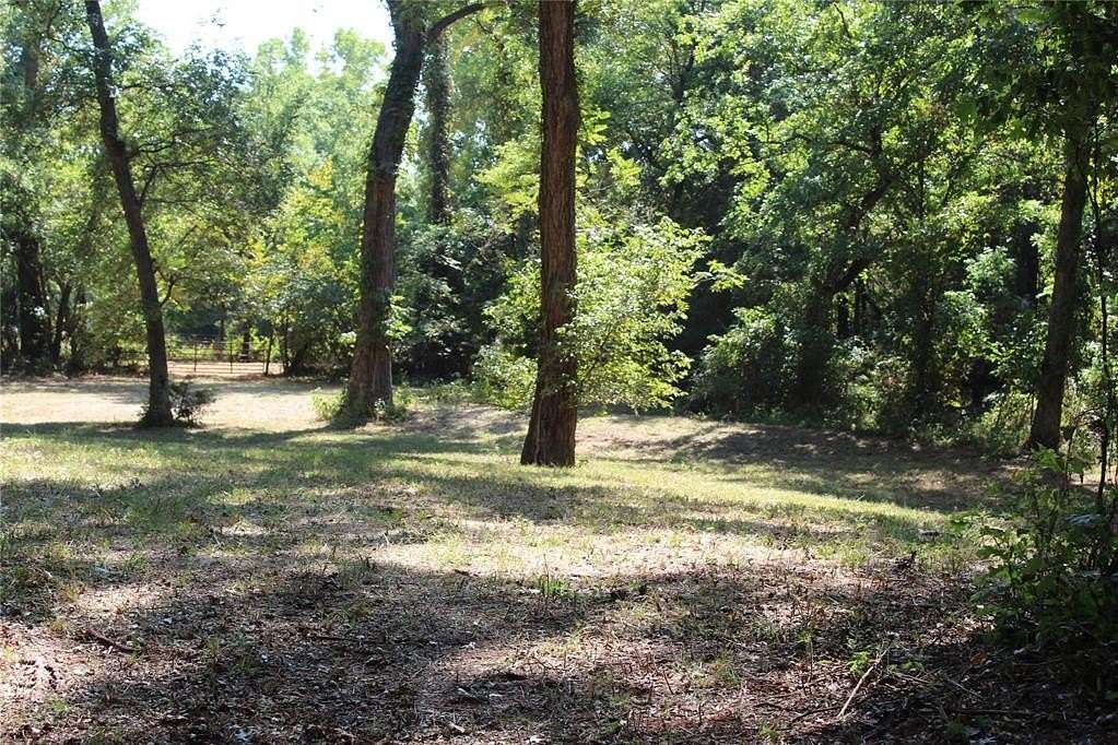 25 Acres of Recreational Land for Sale in Chandler, Oklahoma