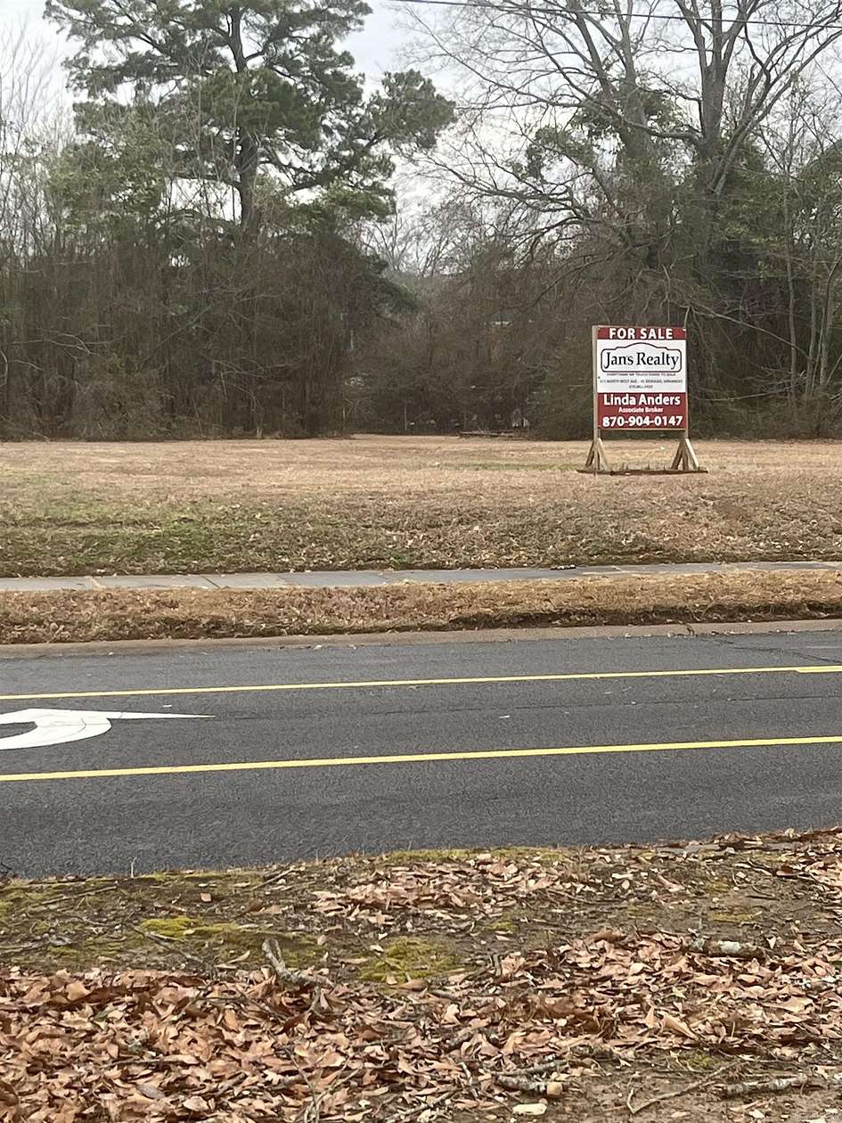 1.55 Acres of Land for Sale in Magnolia, Arkansas