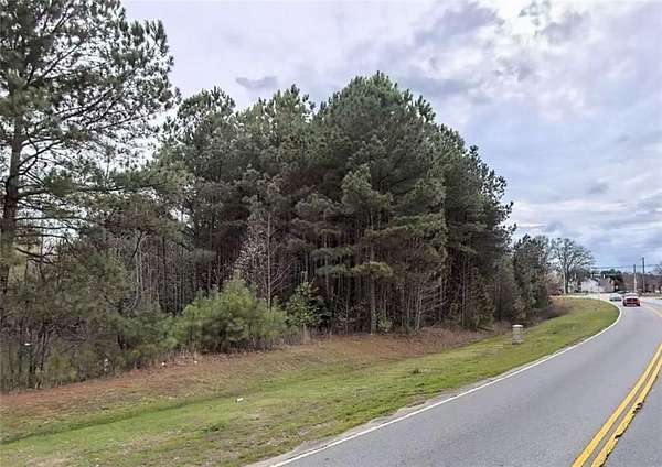 1.7 Acres of Commercial Land for Sale in Ellenwood, Georgia