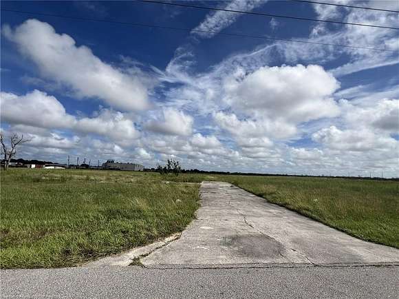 9.08 Acres of Commercial Land for Sale in Sebring, Florida