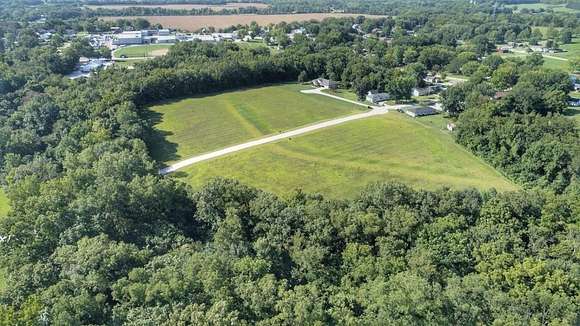 5.35 Acres of Land for Sale in New Franklin, Missouri