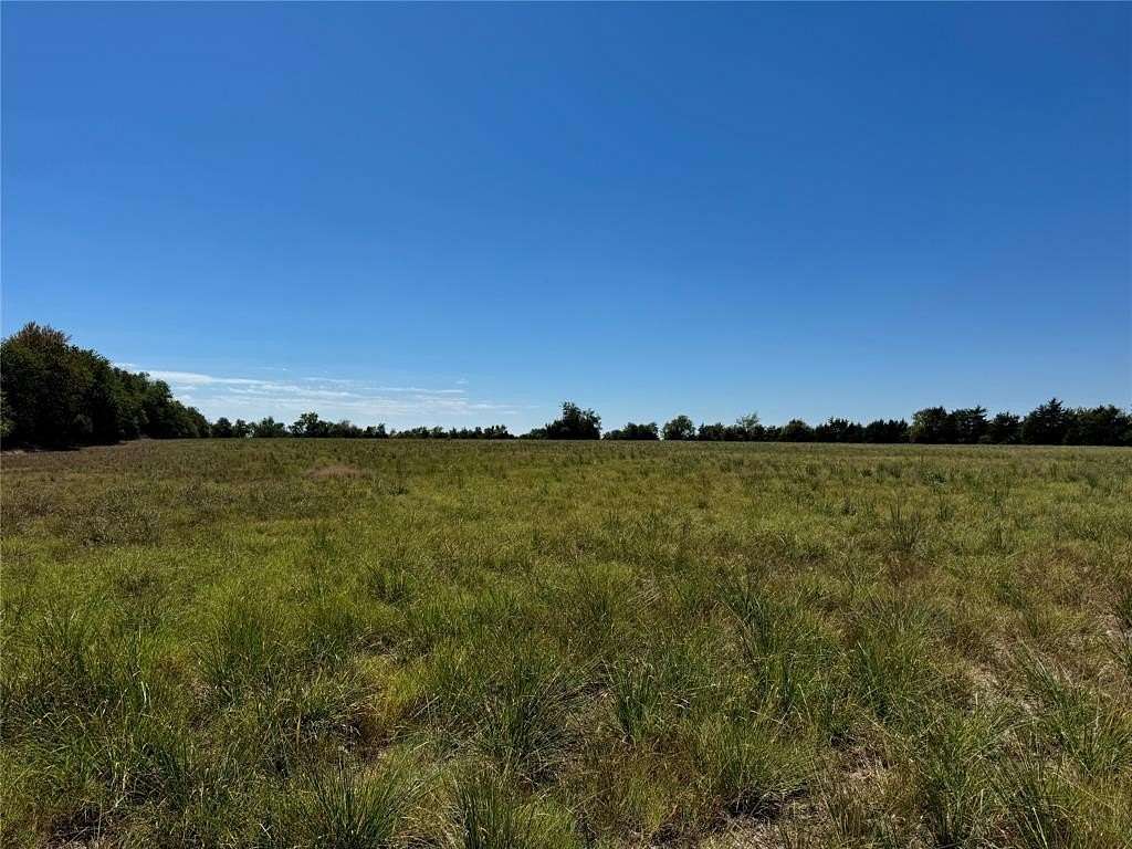 18.02 Acres of Land for Sale in Paris, Texas