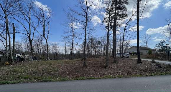 0.9 Acres of Land for Sale in London, Kentucky