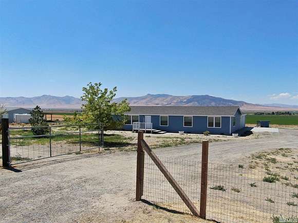 2.5 Acres of Residential Land with Home for Sale in Winnemucca, Nevada