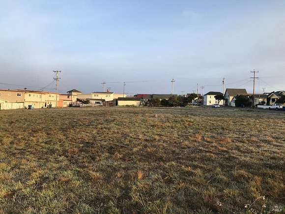 1.056 Acres of Commercial Land for Sale in Fort Bragg, California