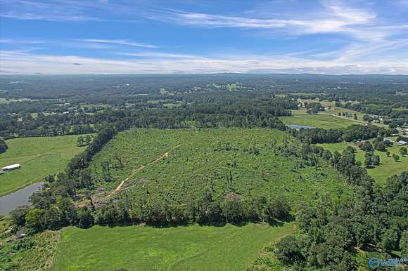 69 Acres of Recreational Land for Sale in Boaz, Alabama