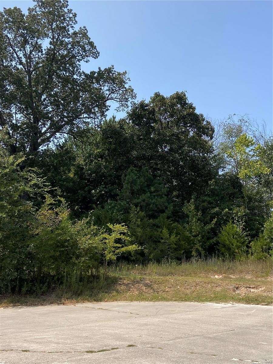 0.36 Acres of Residential Land for Sale in Poplar Bluff, Missouri