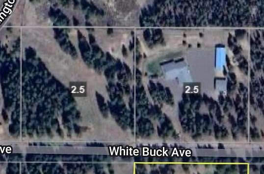 5 Acres of Land with Home for Sale in La Pine, Oregon