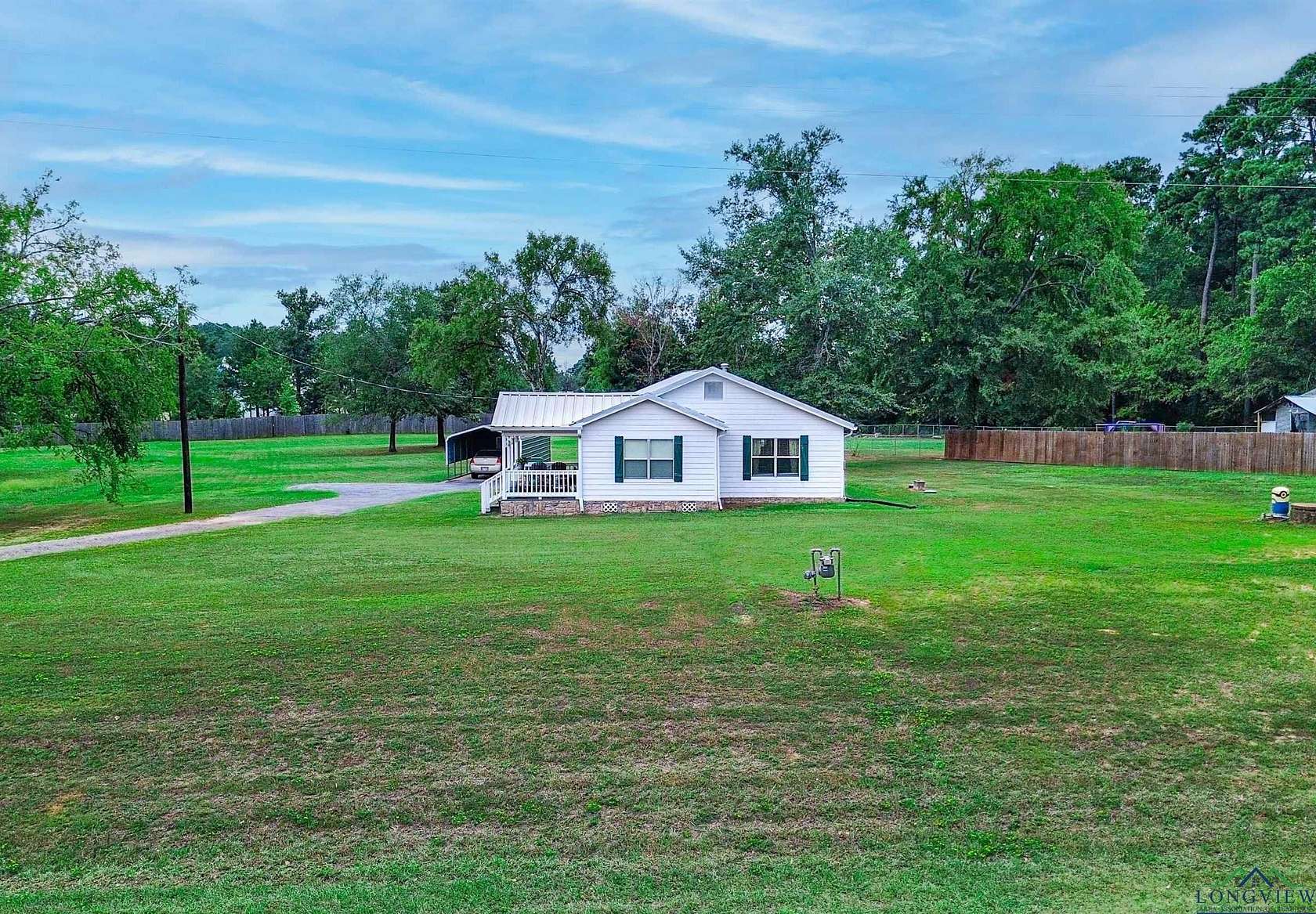 2.796 Acres of Residential Land with Home for Sale in Harleton, Texas