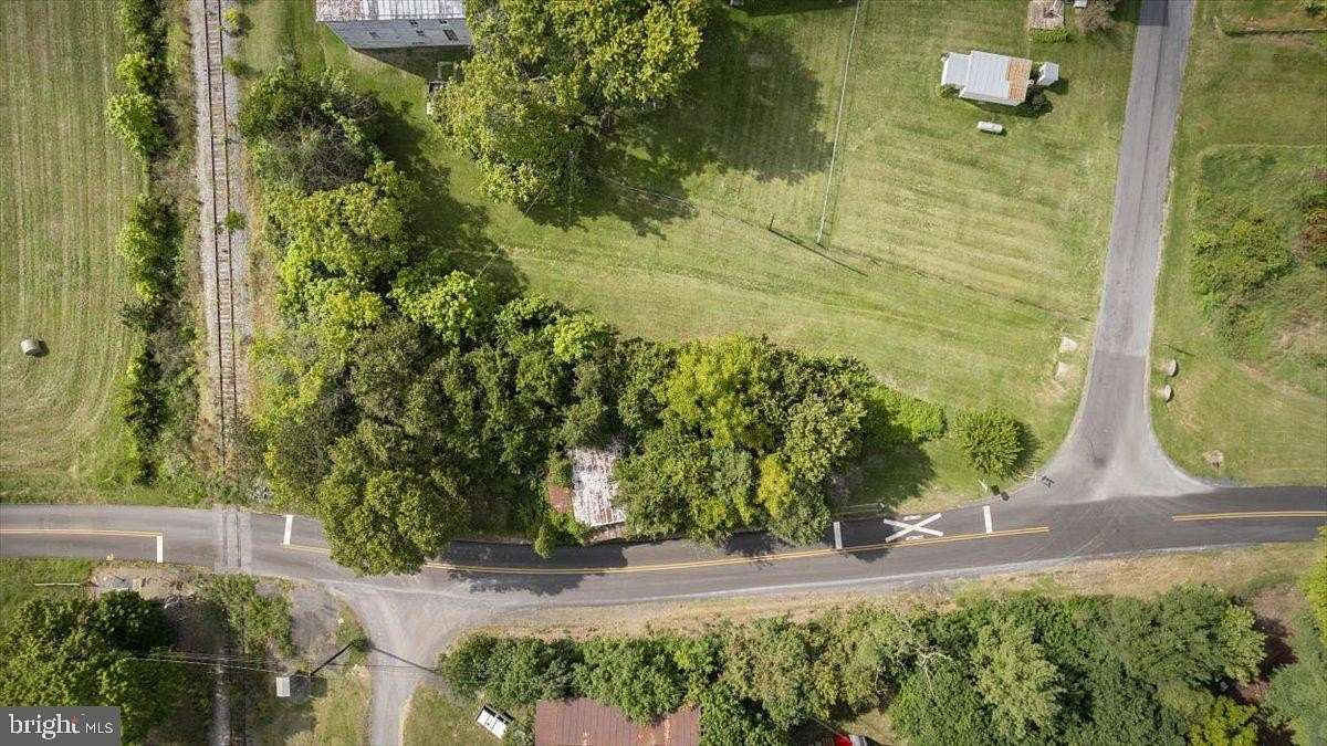 0.38 Acres of Commercial Land for Sale in Quicksburg, Virginia