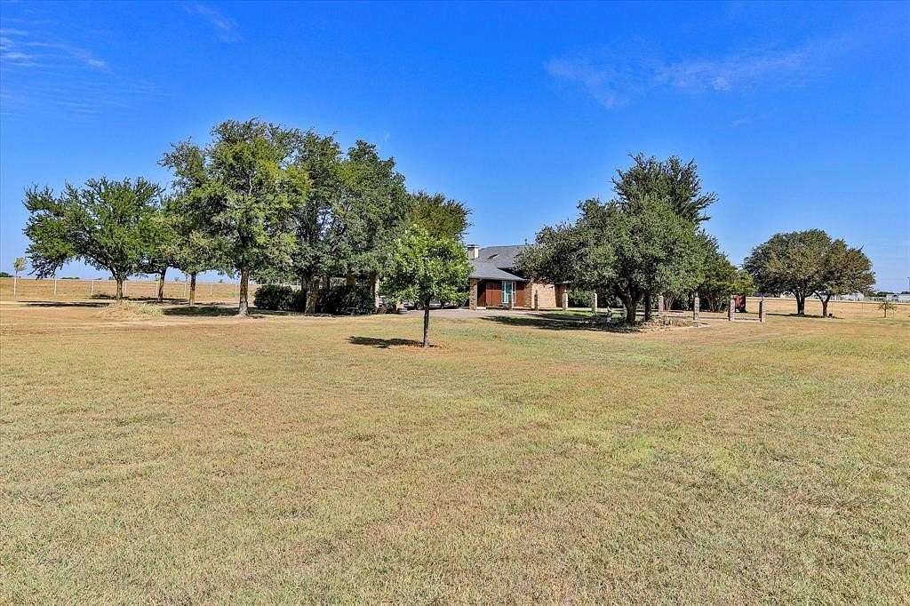 5 Acres of Residential Land with Home for Sale in Sanger, Texas