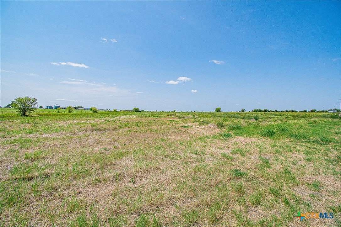 10.75 Acres of Land for Sale in Rosebud, Texas