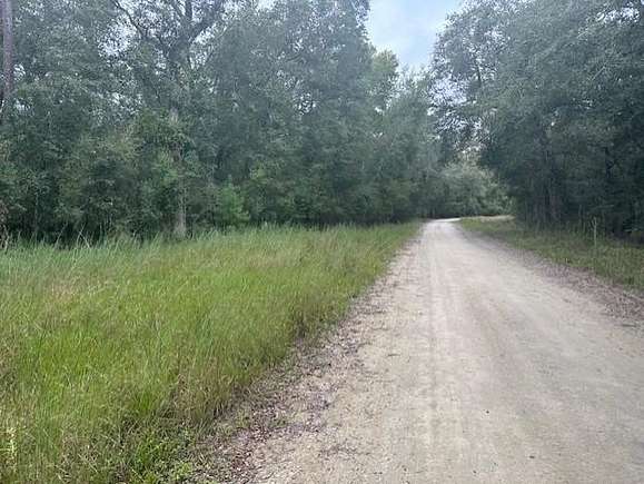 1.711 Acres of Land for Sale in Branford, Florida