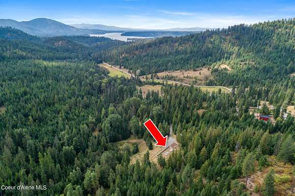 10.94 Acres of Land with Home for Sale in Hayden, Idaho