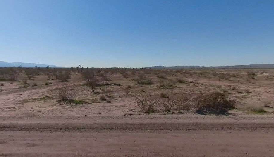 2.066 Acres of Commercial Land for Sale in Adelanto, California