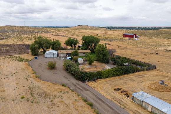 3.64 Acres of Residential Land with Home for Sale in Mountain Home, Idaho