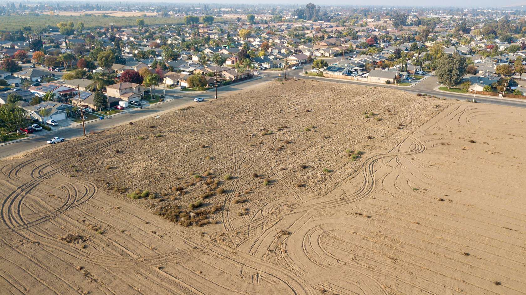 3 Acres of Land for Sale in Porterville, California