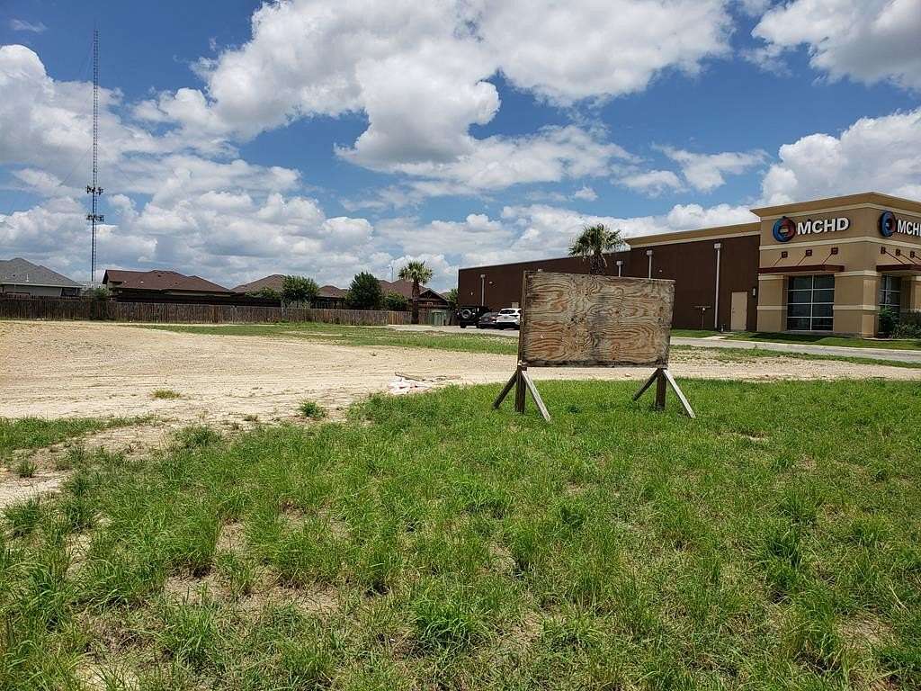 0.924 Acres of Commercial Land for Sale in Eagle Pass, Texas