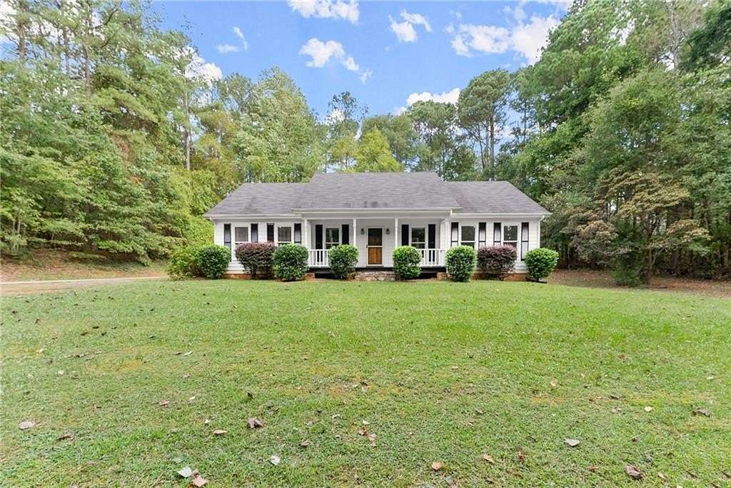 2 Acres of Residential Land with Home for Sale in Cumming, Georgia