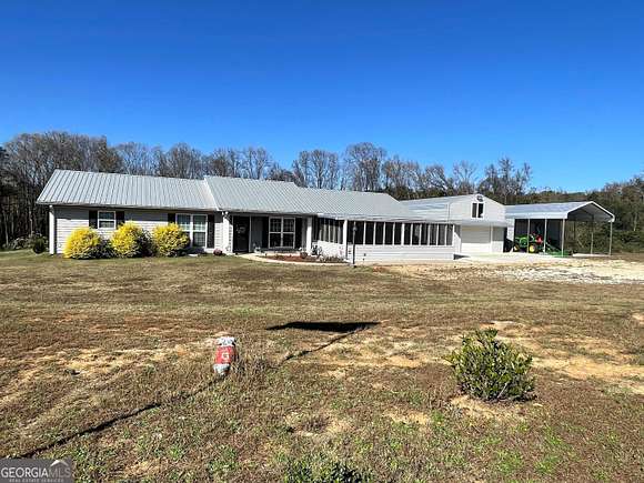 8.52 Acres of Land with Home for Sale in Carnesville, Georgia