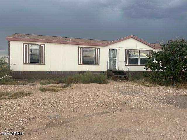 2 Acres of Residential Land with Home for Sale in Elfrida, Arizona