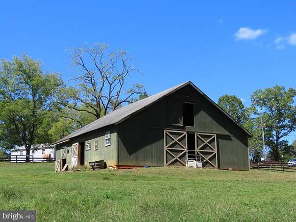 8 Acres of Land for Sale in Amissville, Virginia