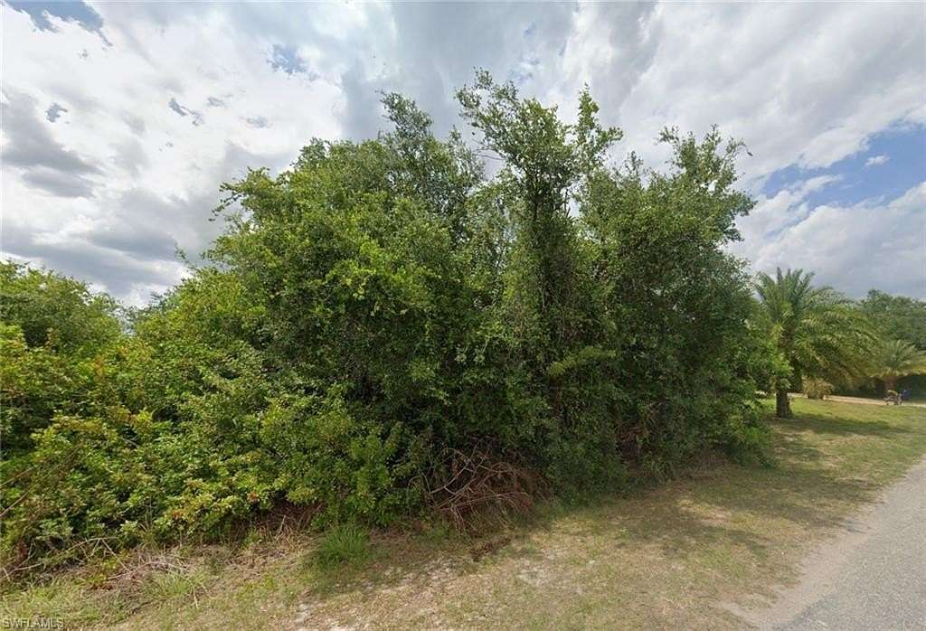 0.5 Acres of Residential Land for Sale in Lehigh Acres, Florida