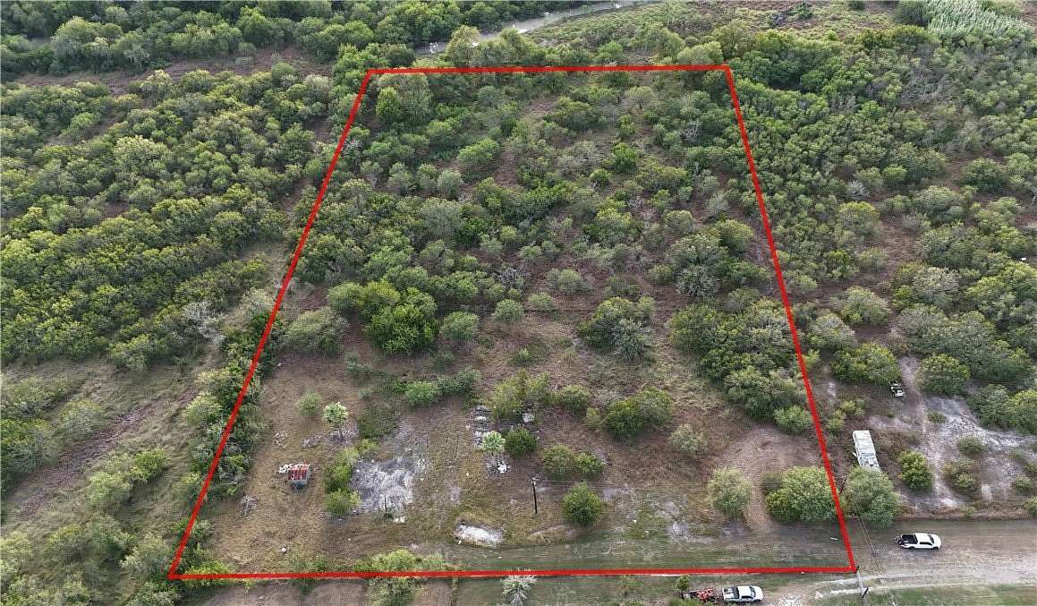 5 Acres of Residential Land for Sale in Sinton, Texas