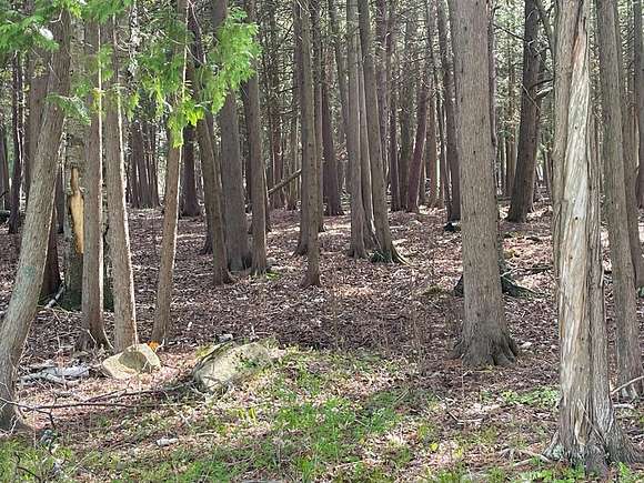 1.18 Acres of Land for Sale in Sturgeon Bay, Wisconsin