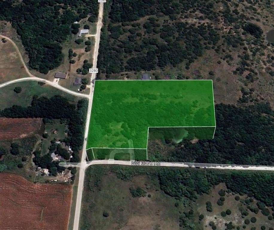 5 Acres of Residential Land for Sale in Hubbard, Texas