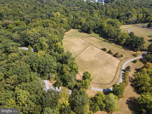 21.31 Acres of Agricultural Land with Home for Lease in Catharpin, Virginia