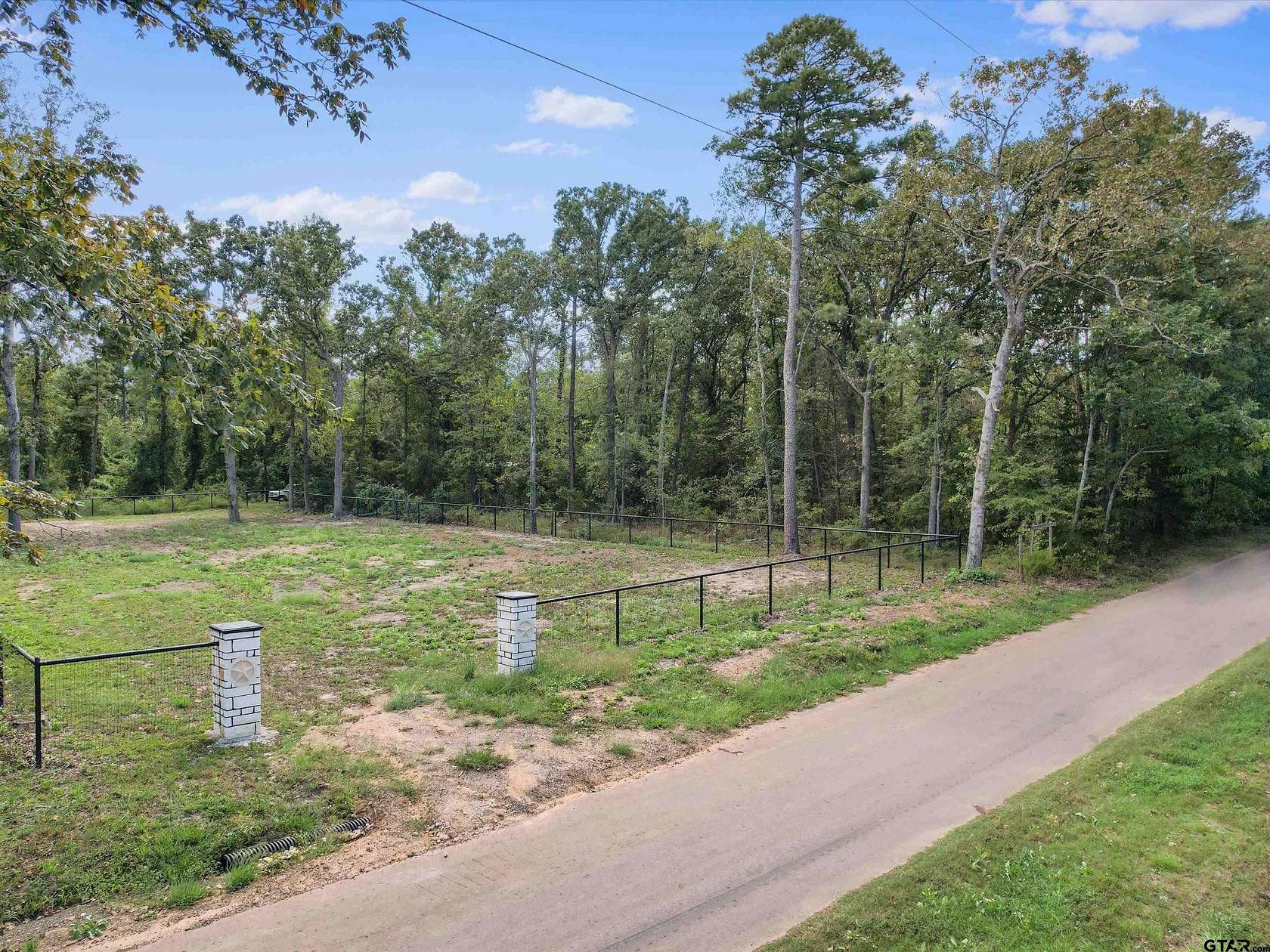 0.5 Acres of Land for Sale in Gilmer, Texas