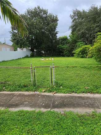 0.115 Acres of Residential Land for Sale in Opa-locka, Florida