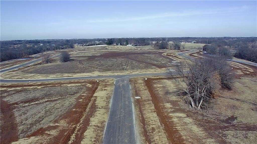 5.04 Acres of Residential Land for Sale in Lake Lotawana, Missouri