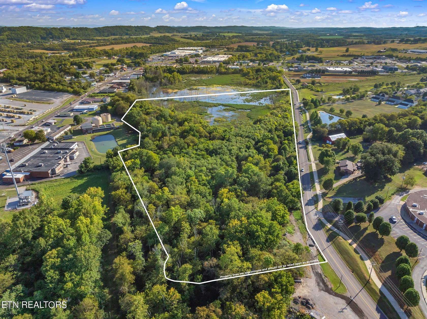 15.8 Acres of Mixed-Use Land for Sale in Sweetwater, Tennessee