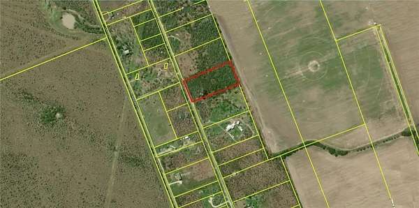 5 Acres of Land for Sale in Skidmore, Texas