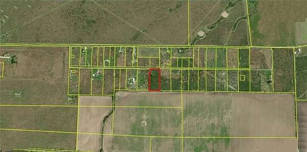 5 Acres of Land for Sale in Skidmore, Texas