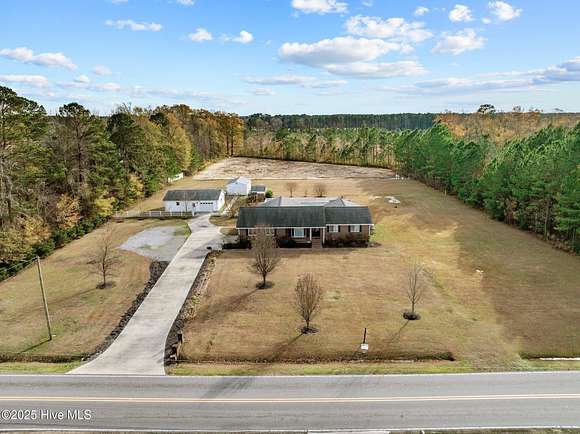 3.79 Acres of Residential Land with Home for Sale in Winterville, North Carolina