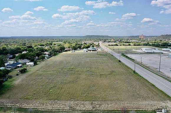 5.384 Acres of Residential Land for Sale in Mineral Wells, Texas