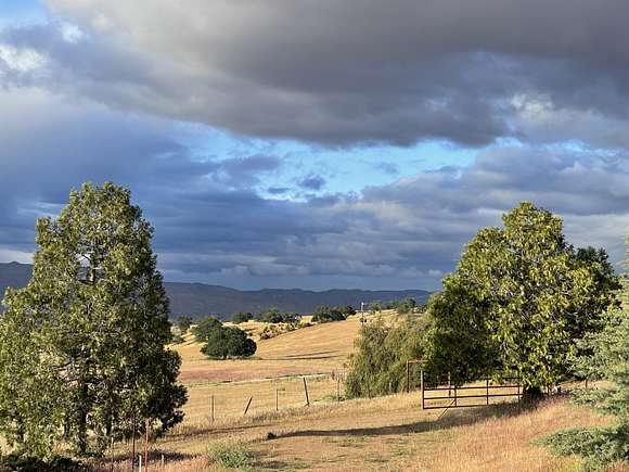 760 Acres of Land with Home for Sale in New Cuyama, California