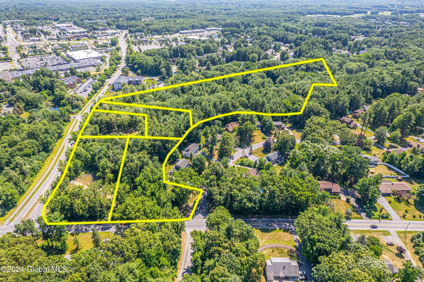 12.74 Acres of Land for Sale in Clifton Park, New York